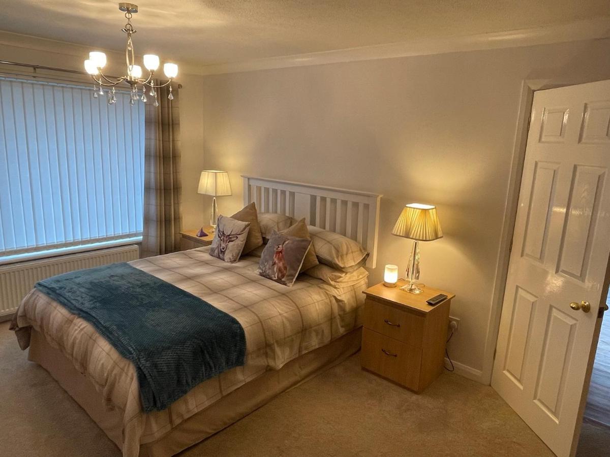 'sounion' - Fabulous, Spacious Modern House With Large Private Garden In Leafy Lytham Casa vacanze *