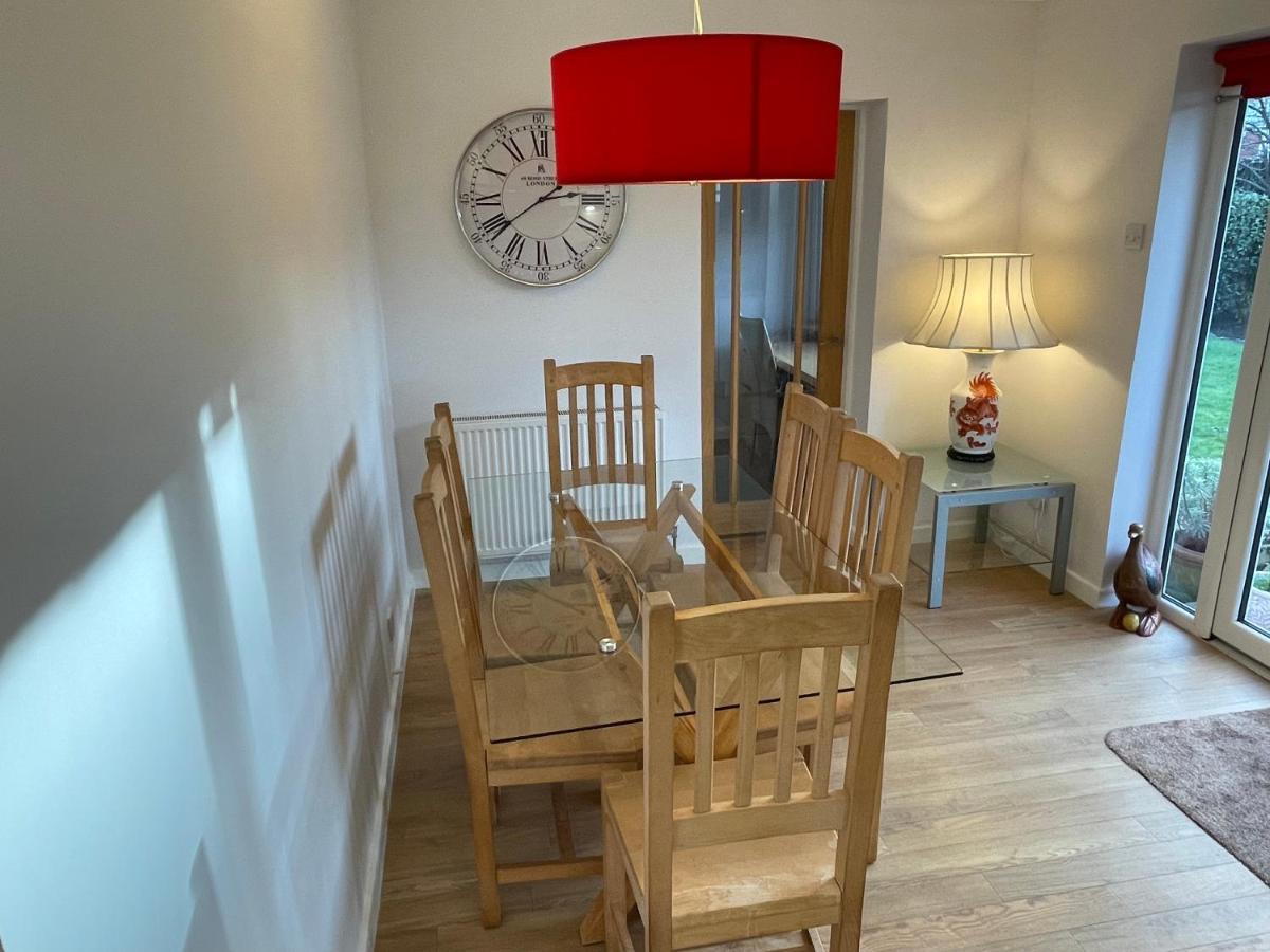 Casa vacanze 'sounion' - Fabulous, Spacious Modern House With Large Private Garden In Leafy Lytham