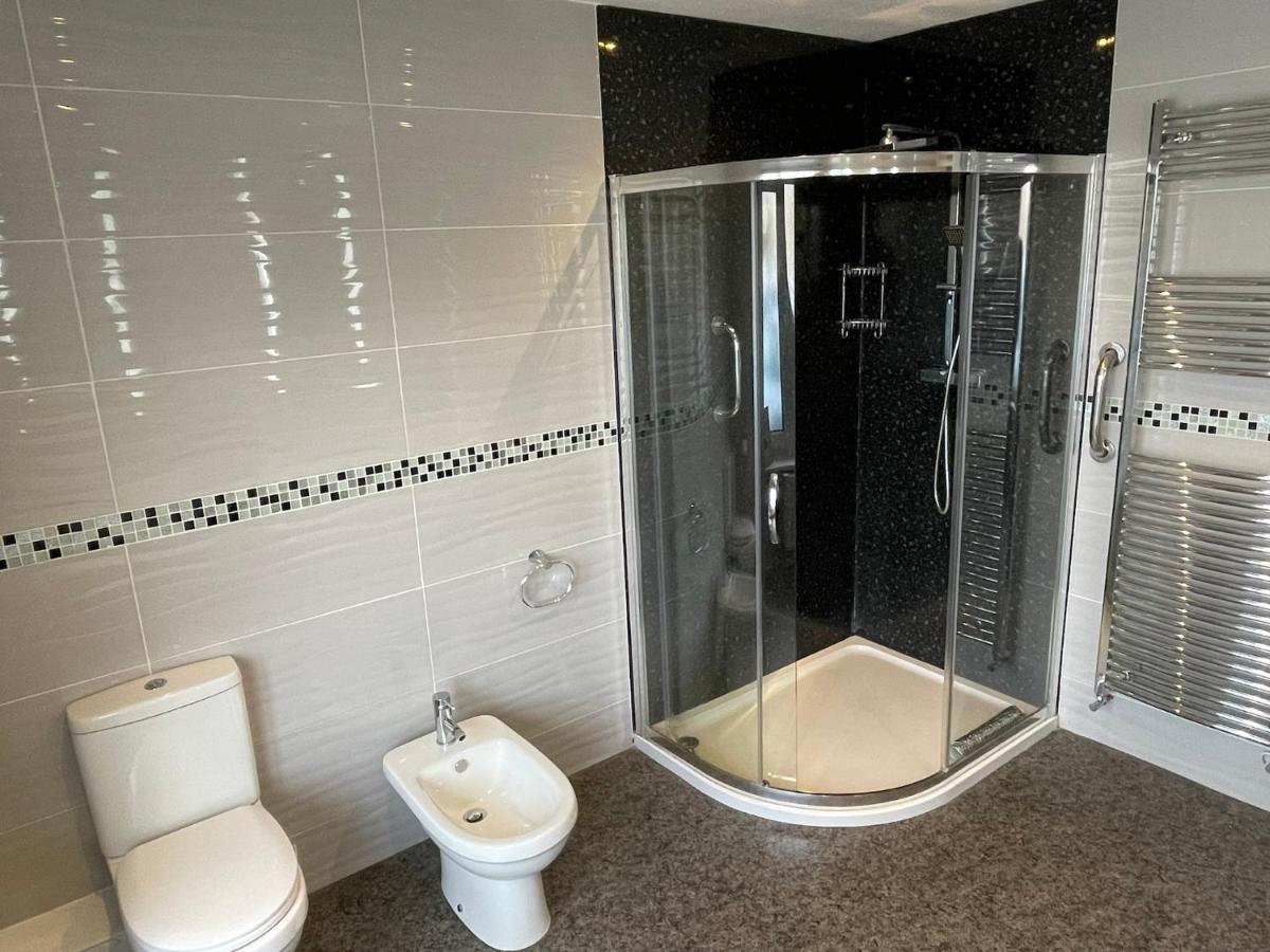 'sounion' - Fabulous, Spacious Modern House With Large Private Garden In Leafy Lytham Casa vacanze *