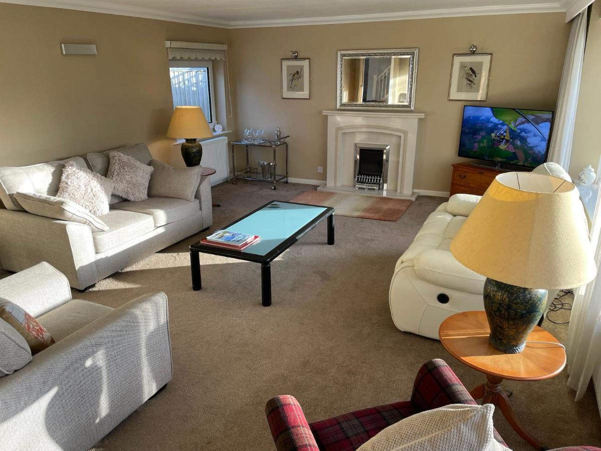 Casa vacanze 'sounion' - Fabulous, Spacious Modern House With Large Private Garden In Leafy Lytham Lytham St Annes